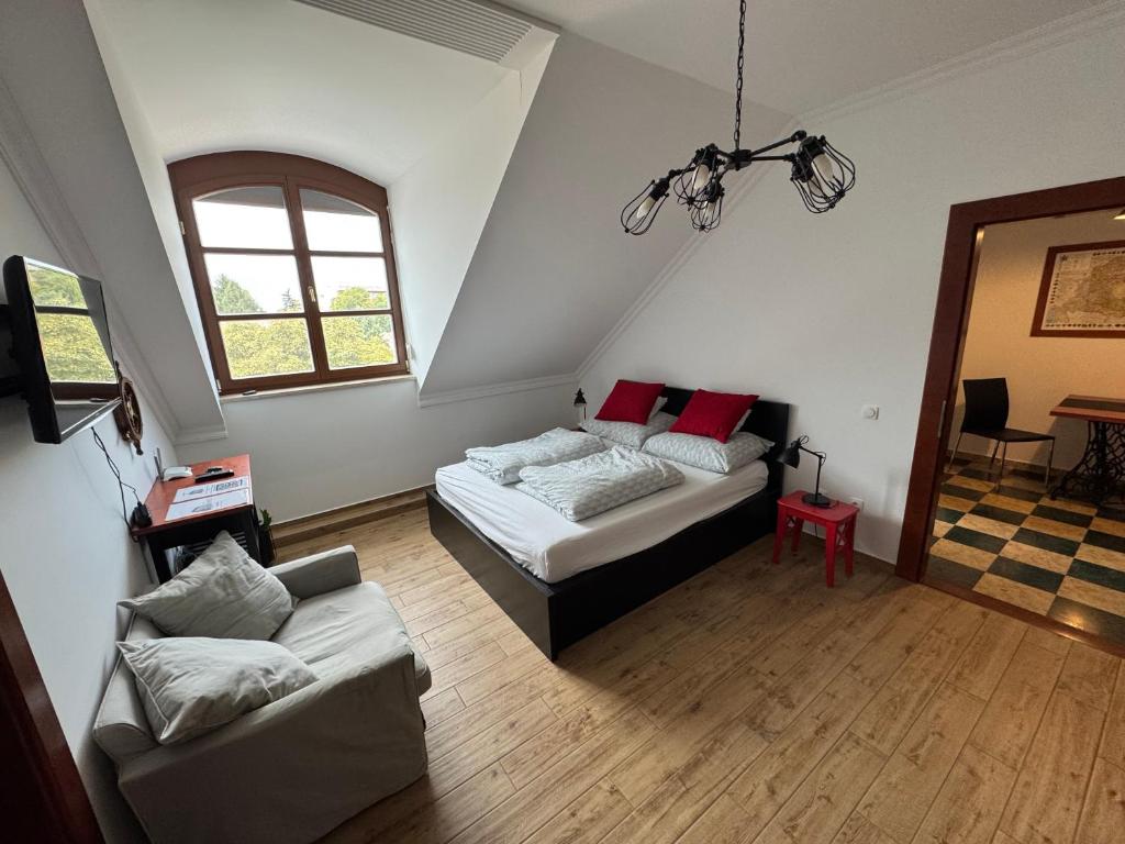 Studio Miamare, Keszthely