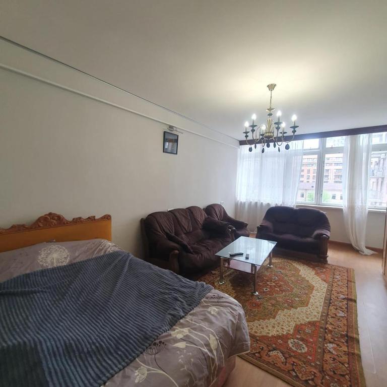 Апартаменты в центре, Jerevan