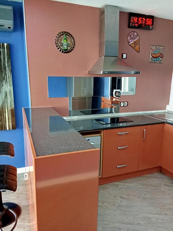 Paradise in Torremolinos Malaga, Recep 24 h, Swimming Pool, near to the beach, city center and airport, train, bus, taxi - 2