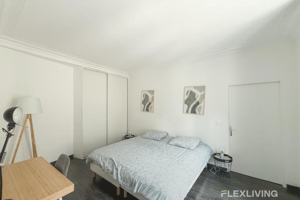Superb 2 Elegant Room in the Heart of Paris’ 8th District - 3