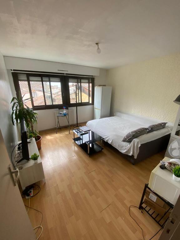 QuickHosting Bordeaux Centre, Bordeaux