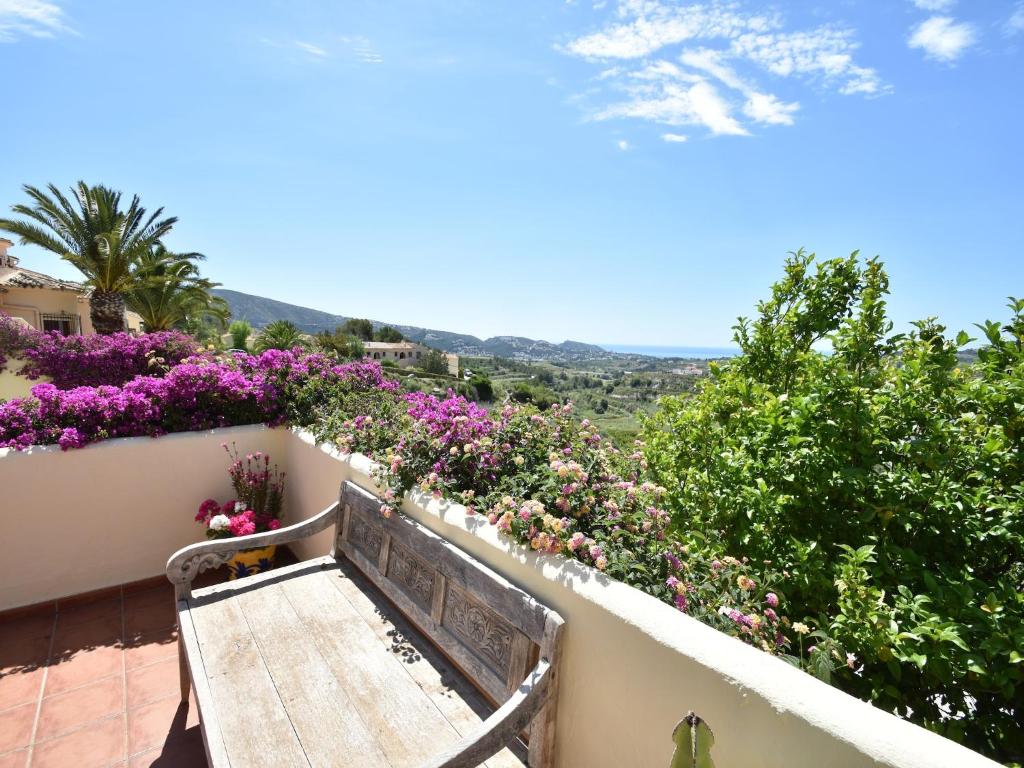 Coastal Villa Near Beaches - 4