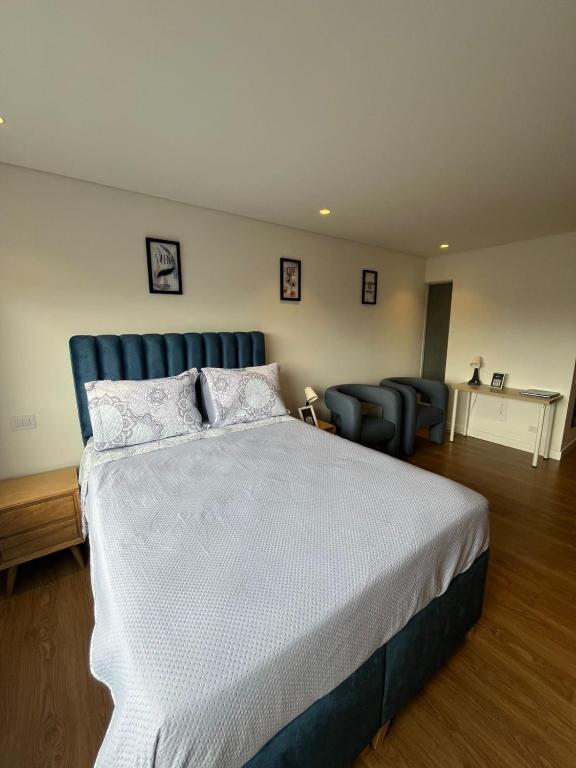 Aparta-estudio Corferias más Parqueadero gratis - 2