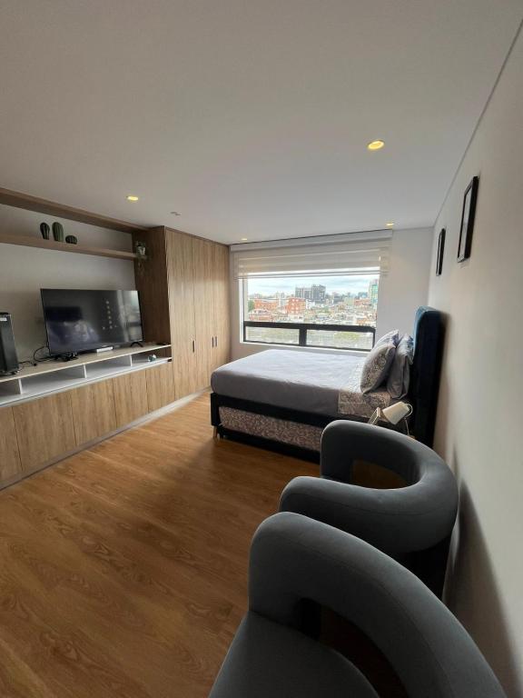 Aparta-estudio Corferias más Parqueadero gratis - 3