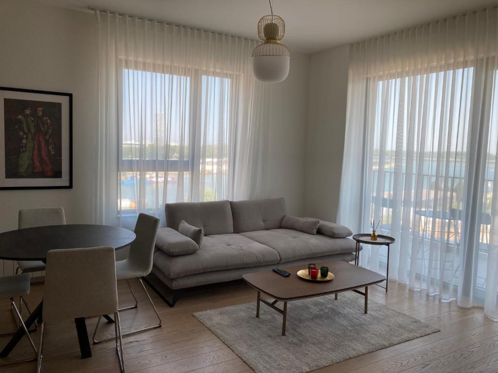 Belgrade Waterfront Kalemegdan and River View with Garage - 3