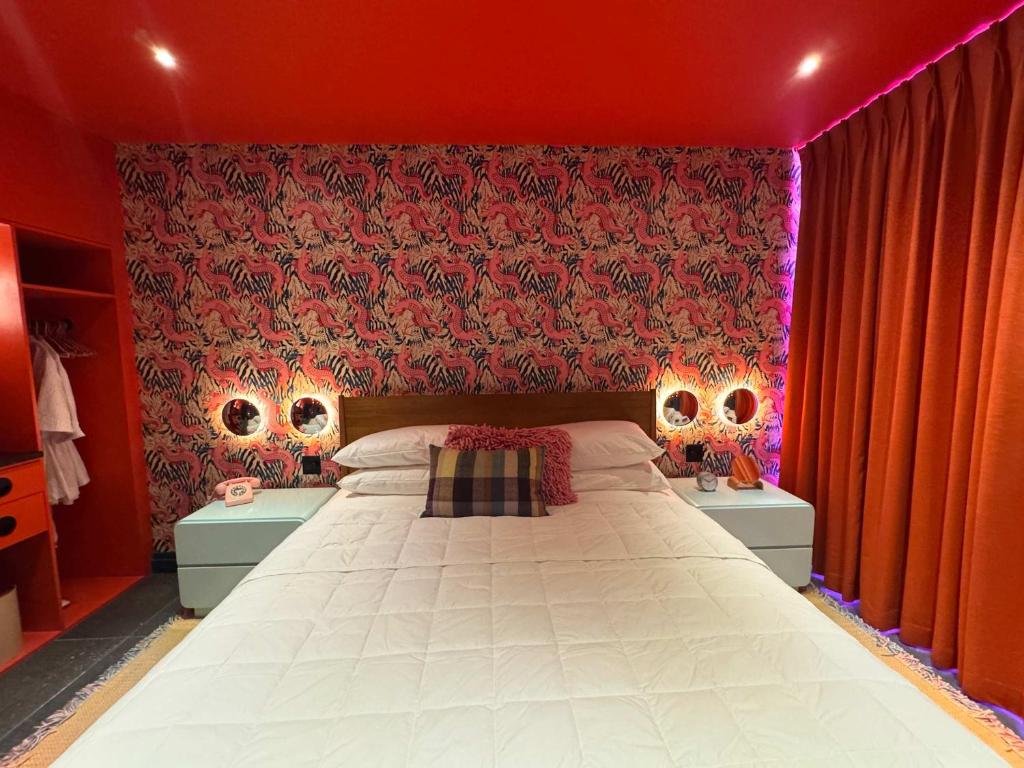 Hotel Hilo - Room 101, Louisville