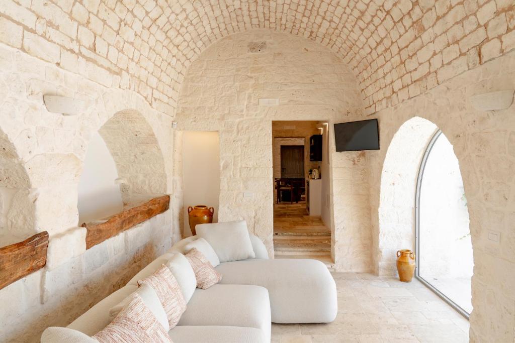 Masseria La Contessina - Apuliaria Stays - 5BR Masseria in Puglia - Heated Pool & Wellness Area - 5