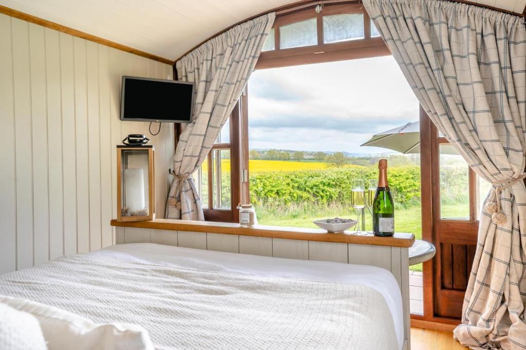 The Sheep Pen, Bronllys