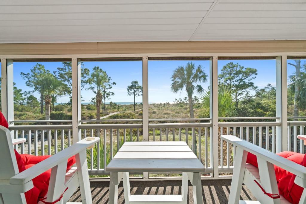 Dolphin Cove by Coastline Vacation Rentals, Cape San Blas