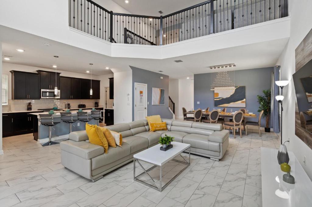 4238 Paragraph, Kissimmee