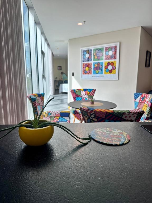 POX - The world of Romero Brito in the Green Tower - 2