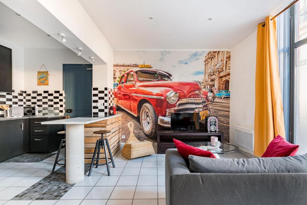 Alba - 60'S USA patio tram, Saint-Étienne