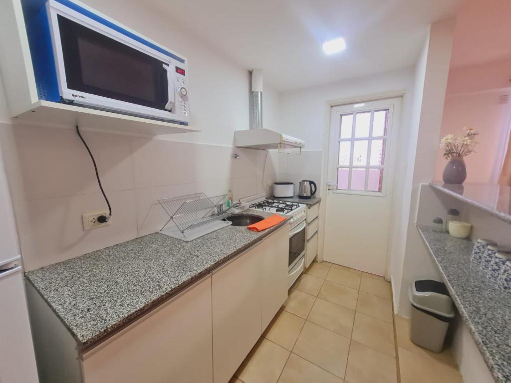 DEPARTAMENTO EN EL CENTRO DE NEUQUEN DE UN DORMiTORIO - 2
