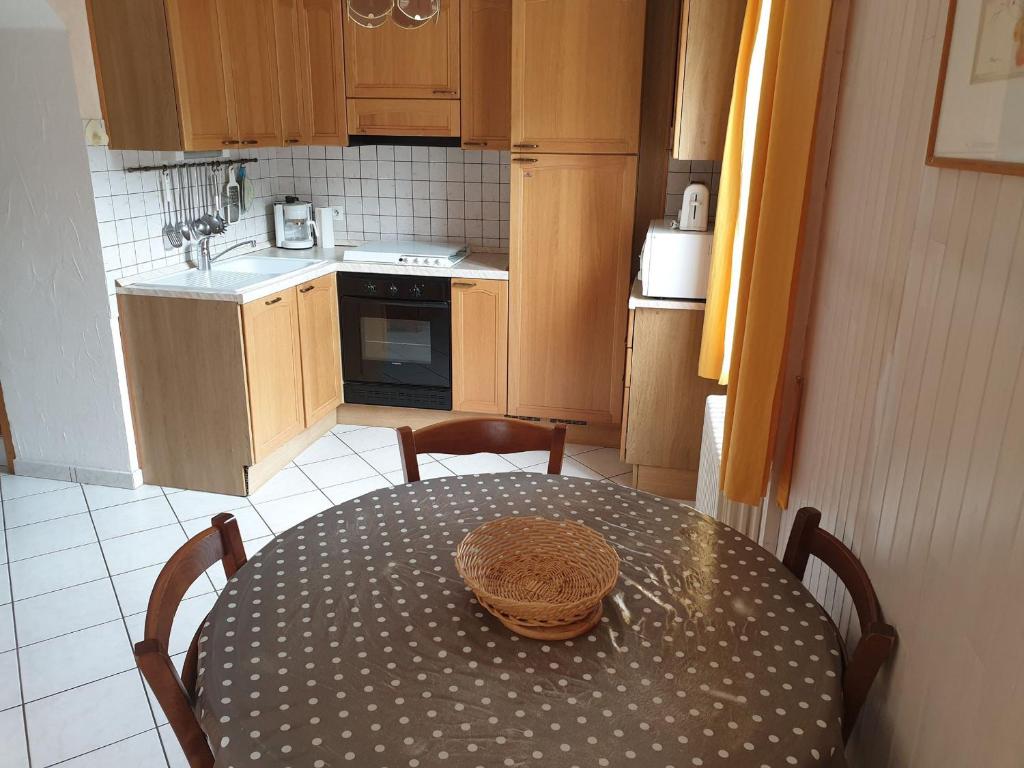 Grand 2 pièces pour 4 personnes, animaux admis - FR-1-263-613 - 5