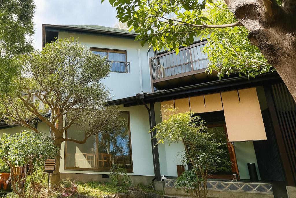 123MUSIC (Izusan Music)