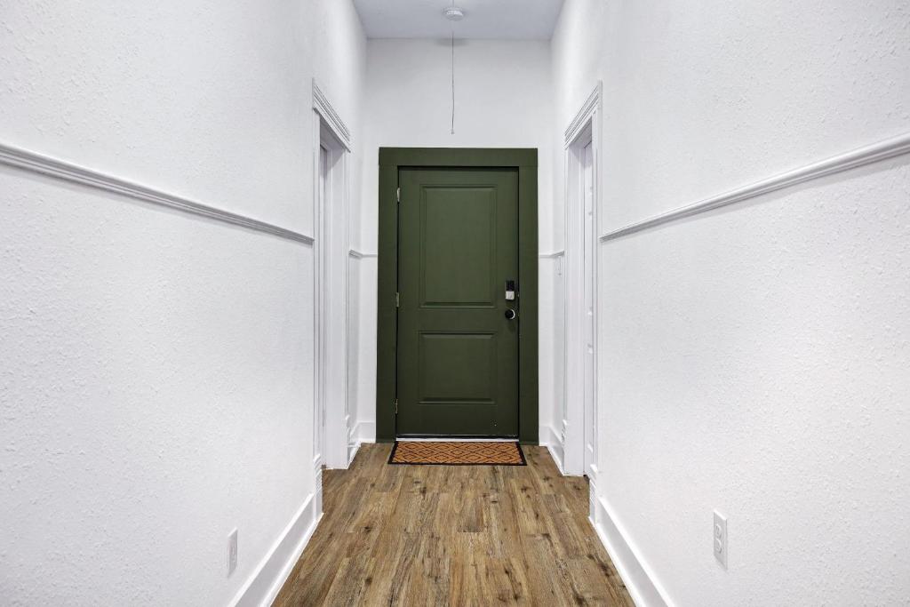 Miracle on Porter Street, San Antonio