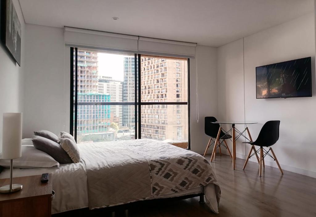 Acogedor Apartamento en Centro Internacional Bogotá - 3