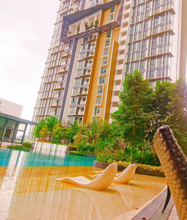 NearEcobotanic & Legoland-HappyMoonlight-2B2R-8px, Iskandar Puteri