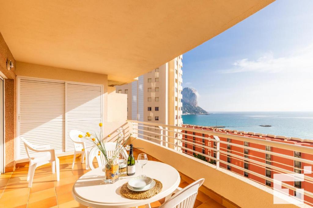 Apartamento Playa de Oro 8B - Grupo Turis - 1