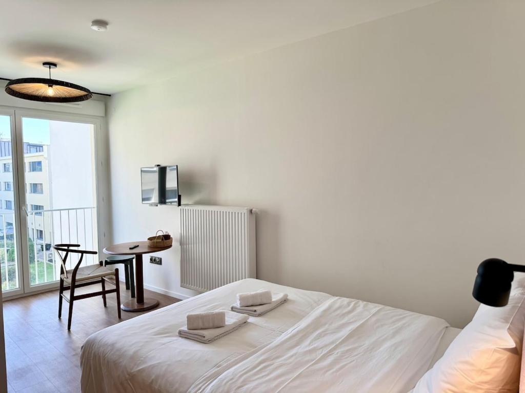 We Live Inn Sharies Reims - C203 - 3