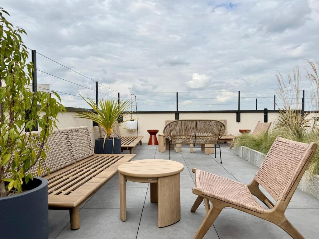 We Live Inn Sharies Reims - C205 - 2