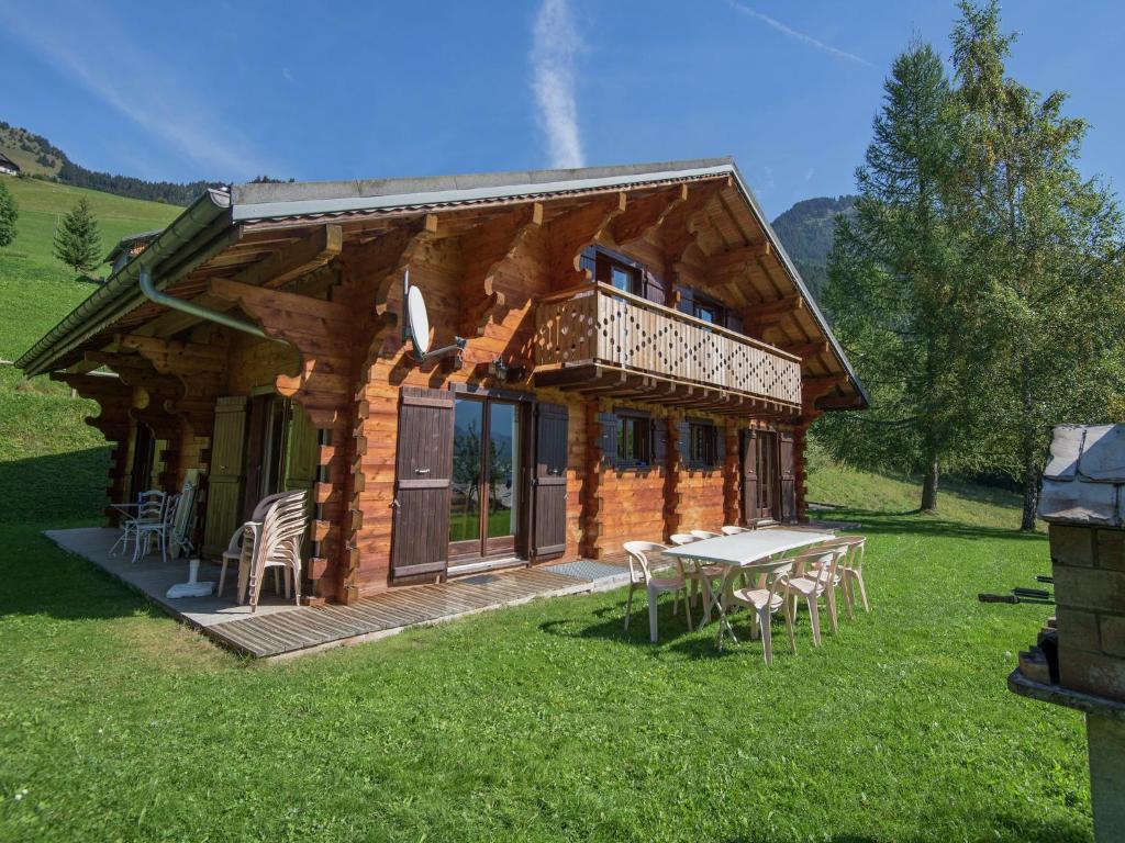 Chalet in Châtel near Les Portes du Soleil - 2