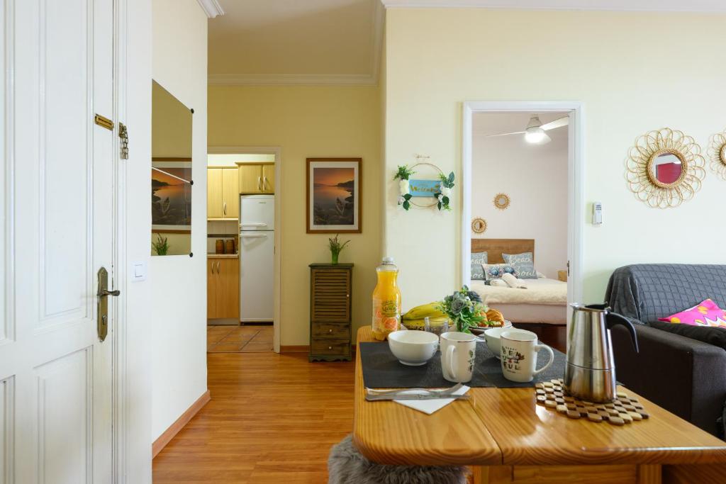 Gravina Beach Apartment 1 - 5