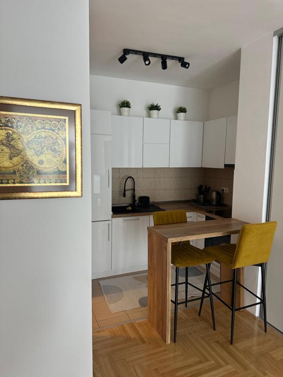 Salt Lake Apartment Tuzla - 3