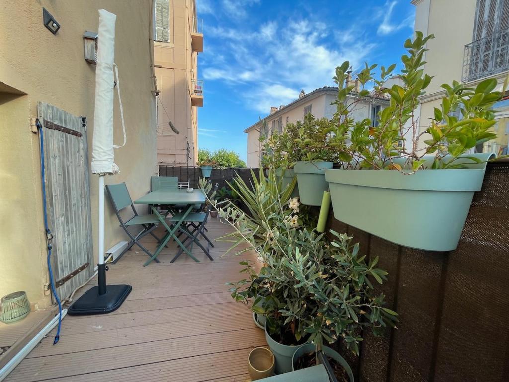 Bandol Centre Ville, port à pied T2 terrasse parking privatif couvert - 3