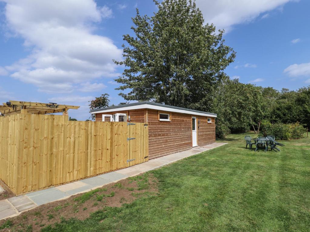 Pear Tree Lodge, Alford