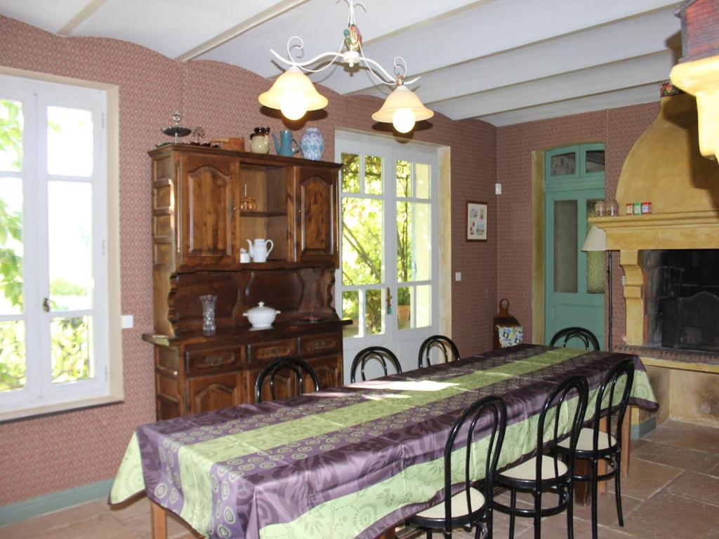 Holiday Home near Mont Ventoux Pool - 4