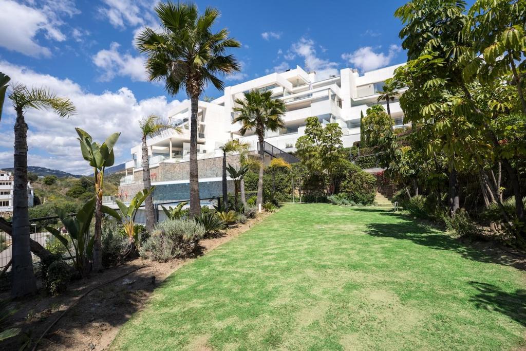 Modern Apt with Pool near Banús - 5
