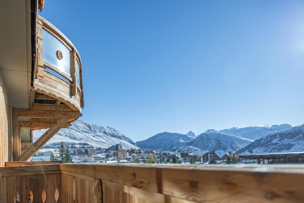 Alpe d'Huez Houses - Chateau Noir - Grand standing pour 4 ou 5, Sauna, Fitness, Babyfoot - 1