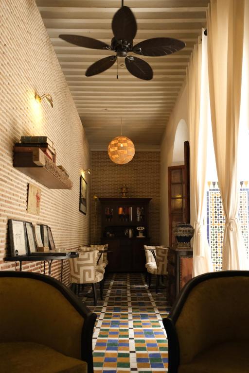 Bar/lounge