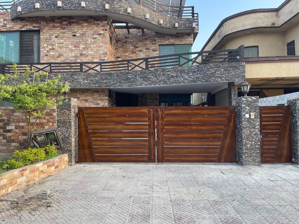 sheen house, Rávalpindí