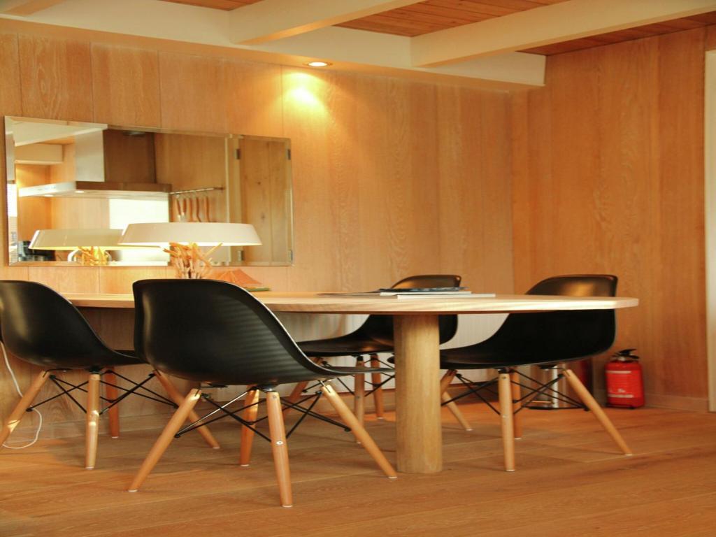 Apartment in Heiloo near North Sea Beach, Heiloo