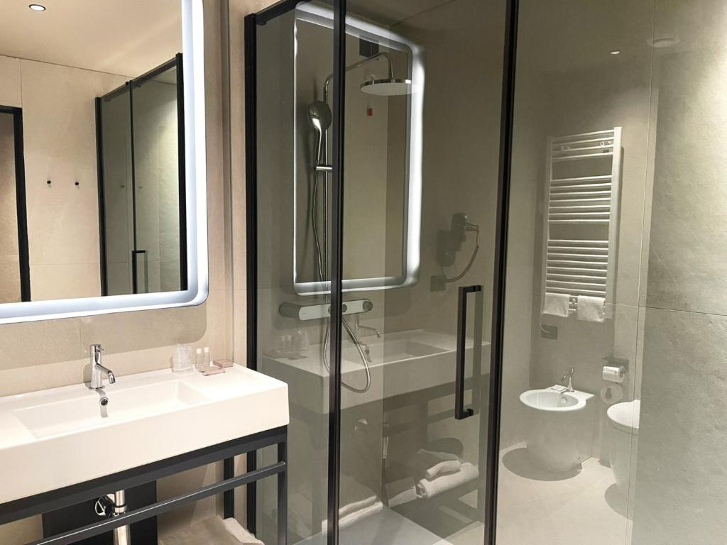 Scarlatti Hotel Milano — Pokoje in Mediolan, Lombardia