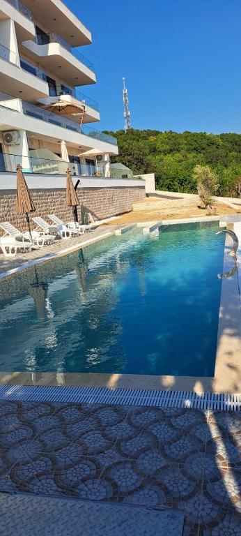 sea and sun luxury apartment - 2