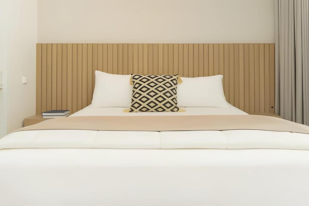 Ocean View Stay Near Cartagena’s Historic Heart - 2