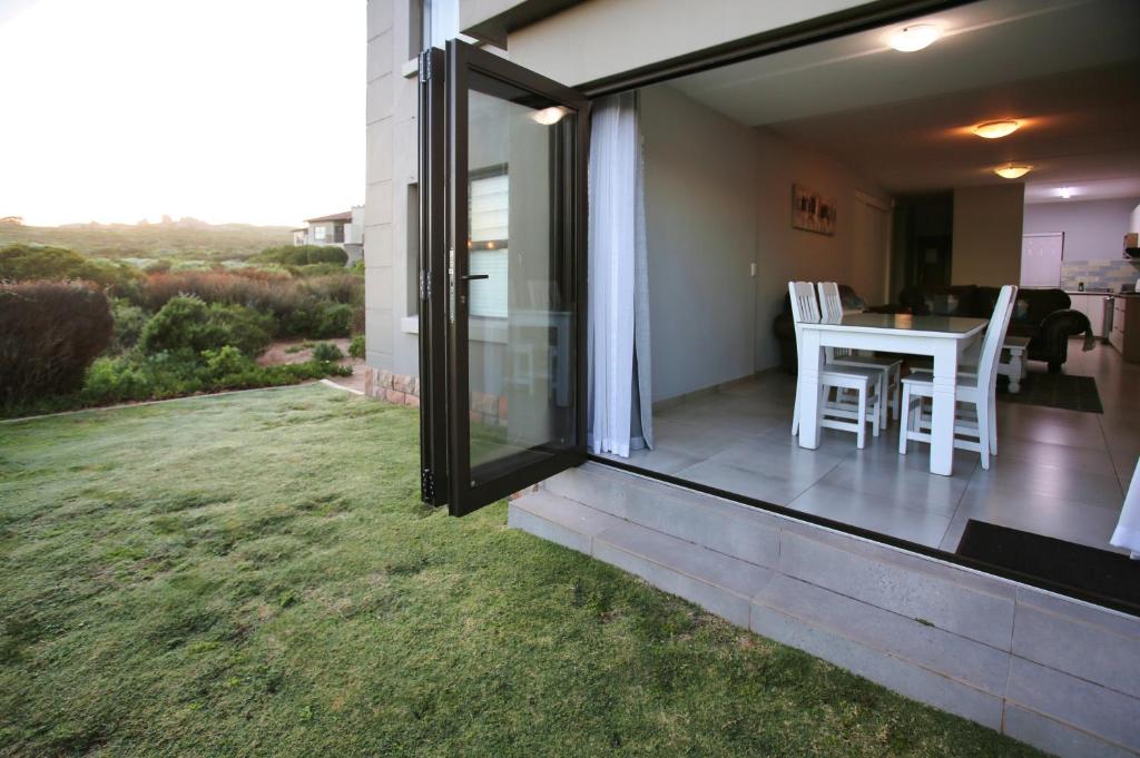 Bella Casa, Langebaan, 4-sleeper, Langebaan
