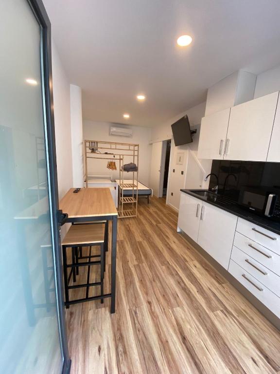 Modern Studio Flat in Machico, Machico