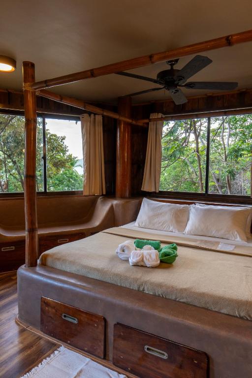 Sangat Island Dive Resort