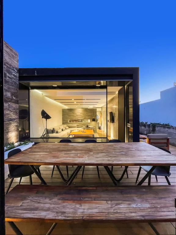 Rooftop & Private Pool Property Family - 2