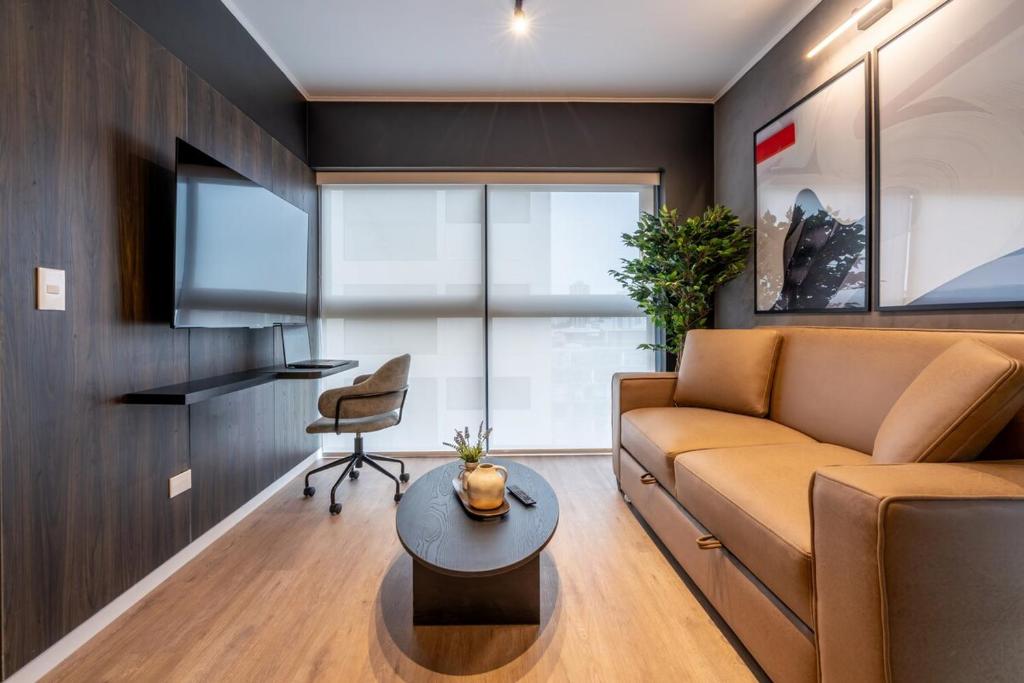 Bansky 1BR by Geko, Lima