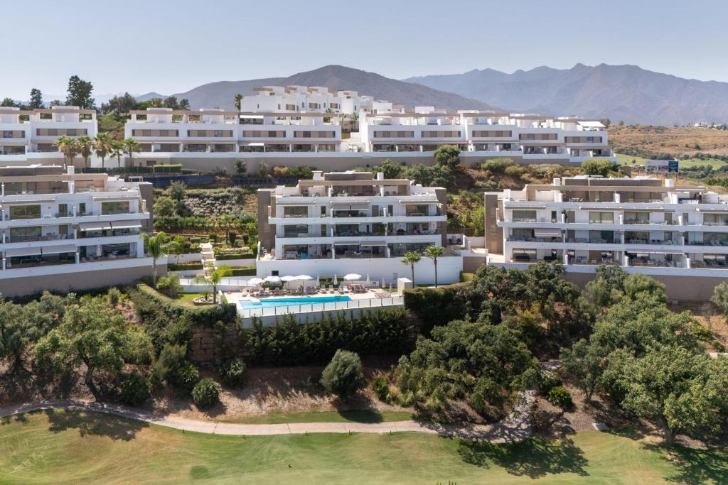 Modern 2-Bedroom Apartment in Horizon Golf Mijas Golf - 2