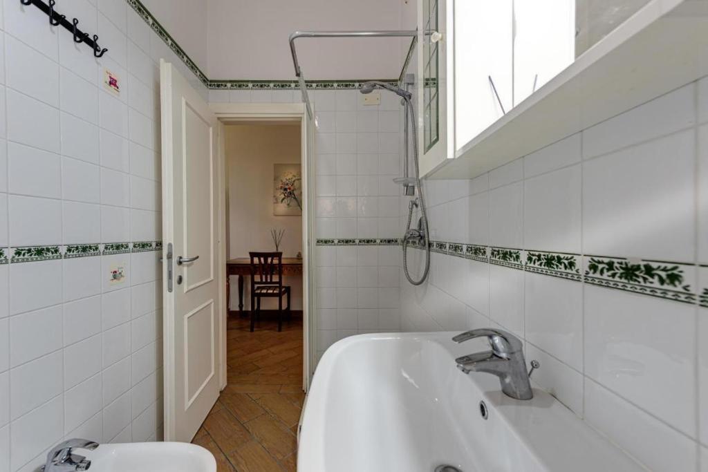Apartment for 2 Florence Redi - 4