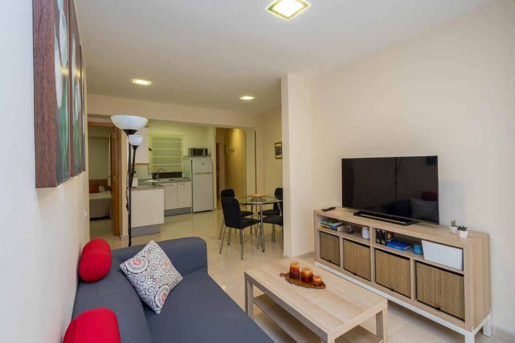 2BR Deluxe Shine Flat - 1min Las Canteras - 2