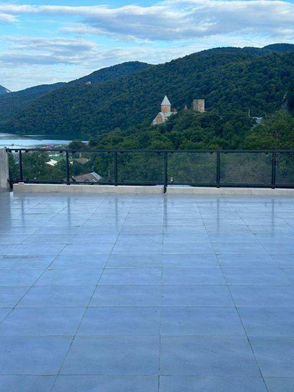 Berg Ananuri의 깔끔한 객실 내부 이미지