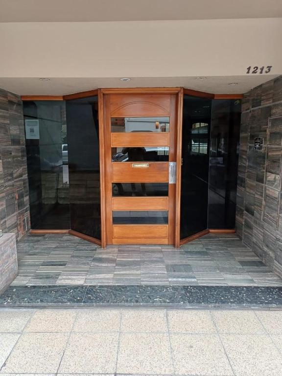 Hermoso Departamento con Balcón a 3 cuadras del Mar - La Perla - 4