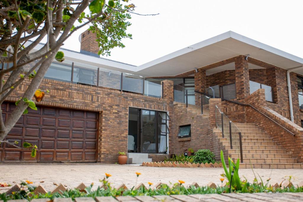 Kyles Kin Oceanfront Studio, Wilderness